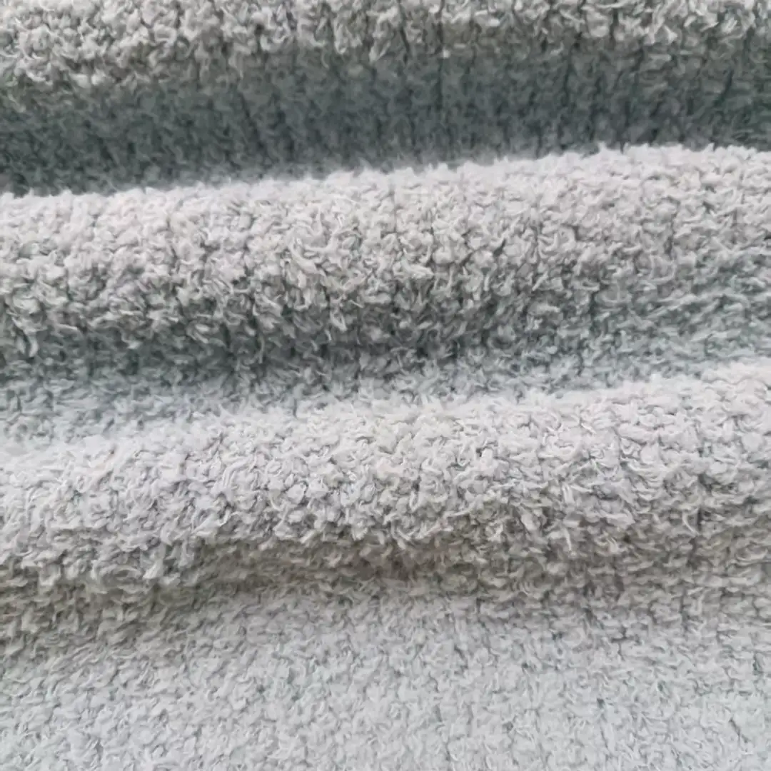 China Yarn  Teddy Yarn Fancy Yarn Polyester 白色 color buy from China wholesaler bulk order at wholesale price free worldwide shipping Alibaba