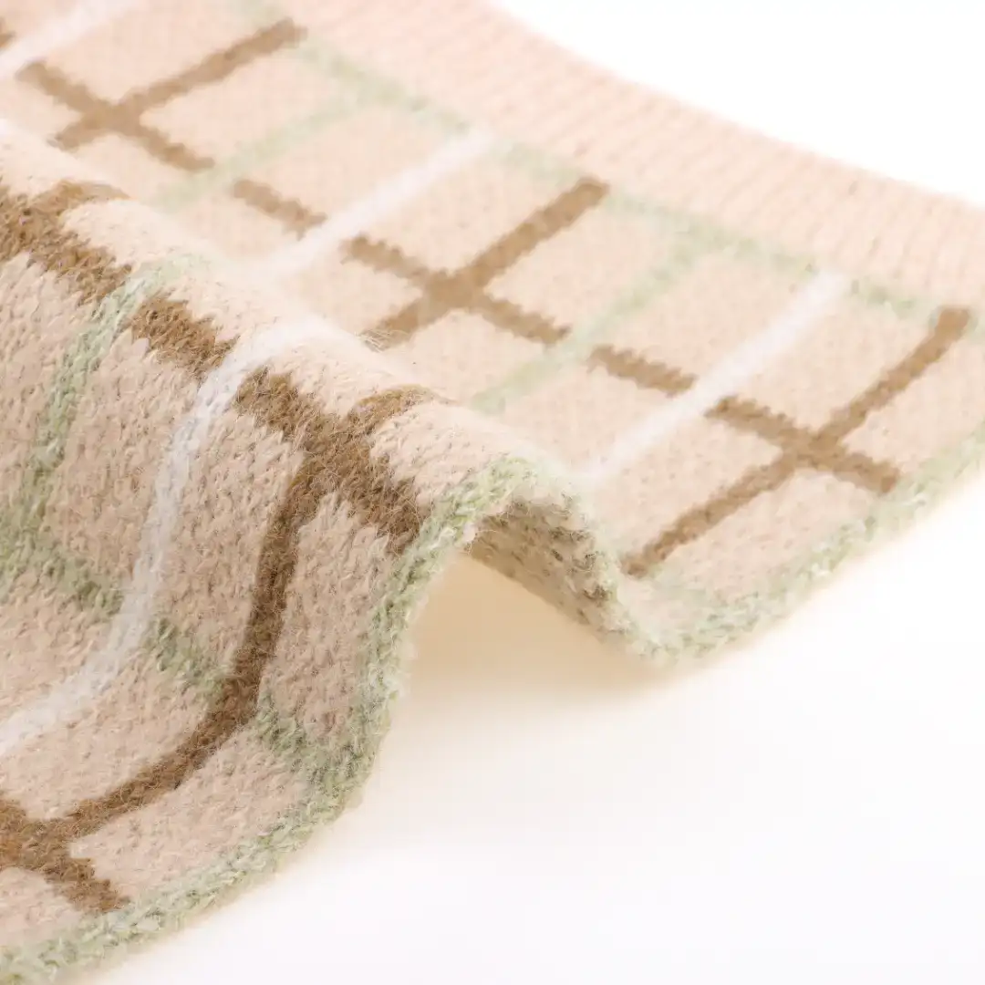 China Yarn for Ladies Vest (Sweater),Men’s Vest (Sweater),Open Cardigan (Sweater) Boucle Yarn Fancy Yarn Recycled Polyester Polyester Nylon white&green&brown color buy from China wholesaler bulk order at wholesale price free worldwide shipping Alibaba