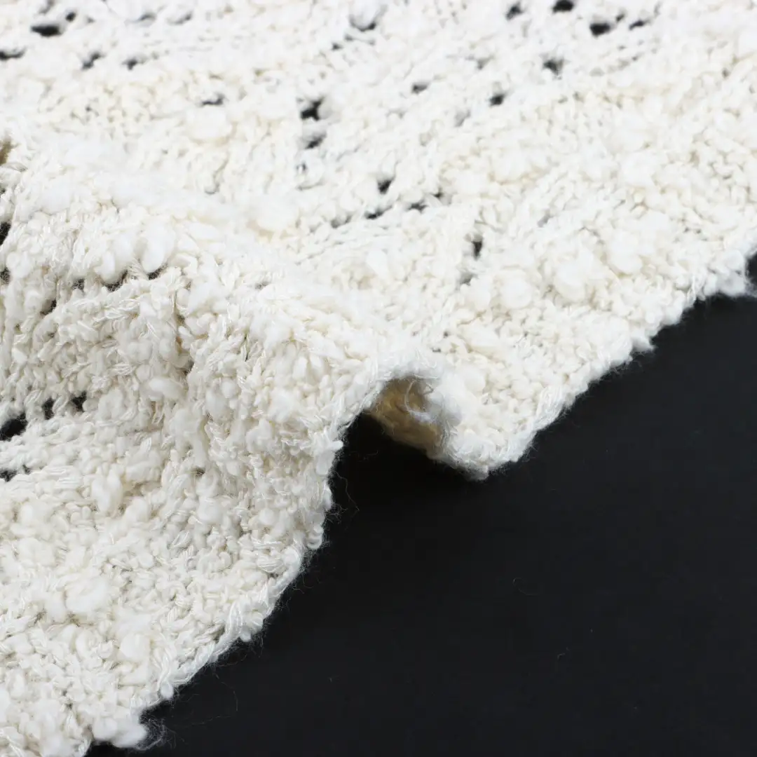 China Yarn for Ladies Vest (Sweater),Full-Zipper Cardigan (Sweater),Half-Zipper Cardigan (Sweater) Knot Yarn Fancy Yarn Cotton Viscose Nylon white color buy from China wholesaler bulk order at wholesale price free worldwide shipping Alibaba