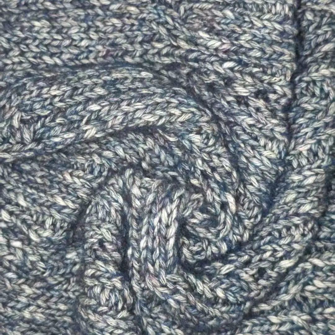 China Yarn for Shirt Long Sleeve Button (Sweater),Knitted Jacket (Sweater),T-shirt (Sweater),Hoodie  (Sweater) Air Spun Yarn Fancy Yarn Cotton Acrylic Polyester Wool 藏蓝色混白色 color buy from China wholesaler bulk order at wholesale price free worldwide shipping Alibaba