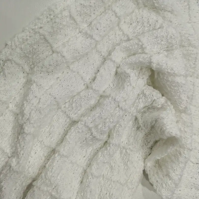 China Yarn for Ladies Vest (Sweater),Open Cardigan (Sweater),Knitted Jacket (Sweater),Hoodie  (Sweater) Slub Yarn Fancy Yarn Recycled Polyester 白色 color buy from China wholesaler bulk order at wholesale price free worldwide shipping Alibaba