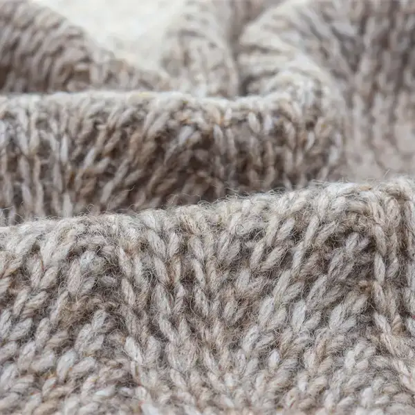 China Yarn for Ladies Vest (Sweater),Men’s Vest (Sweater),Open Cardigan (Sweater),Full-Zipper Cardigan (Sweater),Half-Zipper Cardigan (Sweater) Air Spun Yarn Fancy Yarn Recycled Polyester Polyester Wool Nylon Acrylic 90 color buy from China wholesaler bulk order at wholesale price free worldwide shipping Alibaba