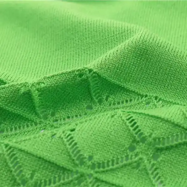 China Yarn for Ladies Vest (Sweater),Men’s Vest (Sweater),Open Cardigan (Sweater),Full-Zipper Cardigan (Sweater),Half-Zipper Cardigan (Sweater),Knitted Jacket (Sweater),Round Neck Pullover (Sweater),Crew Neck Pullover (Sweater),Crop Top Pullover (Sweater) Worsted Spun Regular Yarn Bamboo Nanofilament white color buy from China wholesaler bulk order at wholesale price free worldwide shipping Alibaba