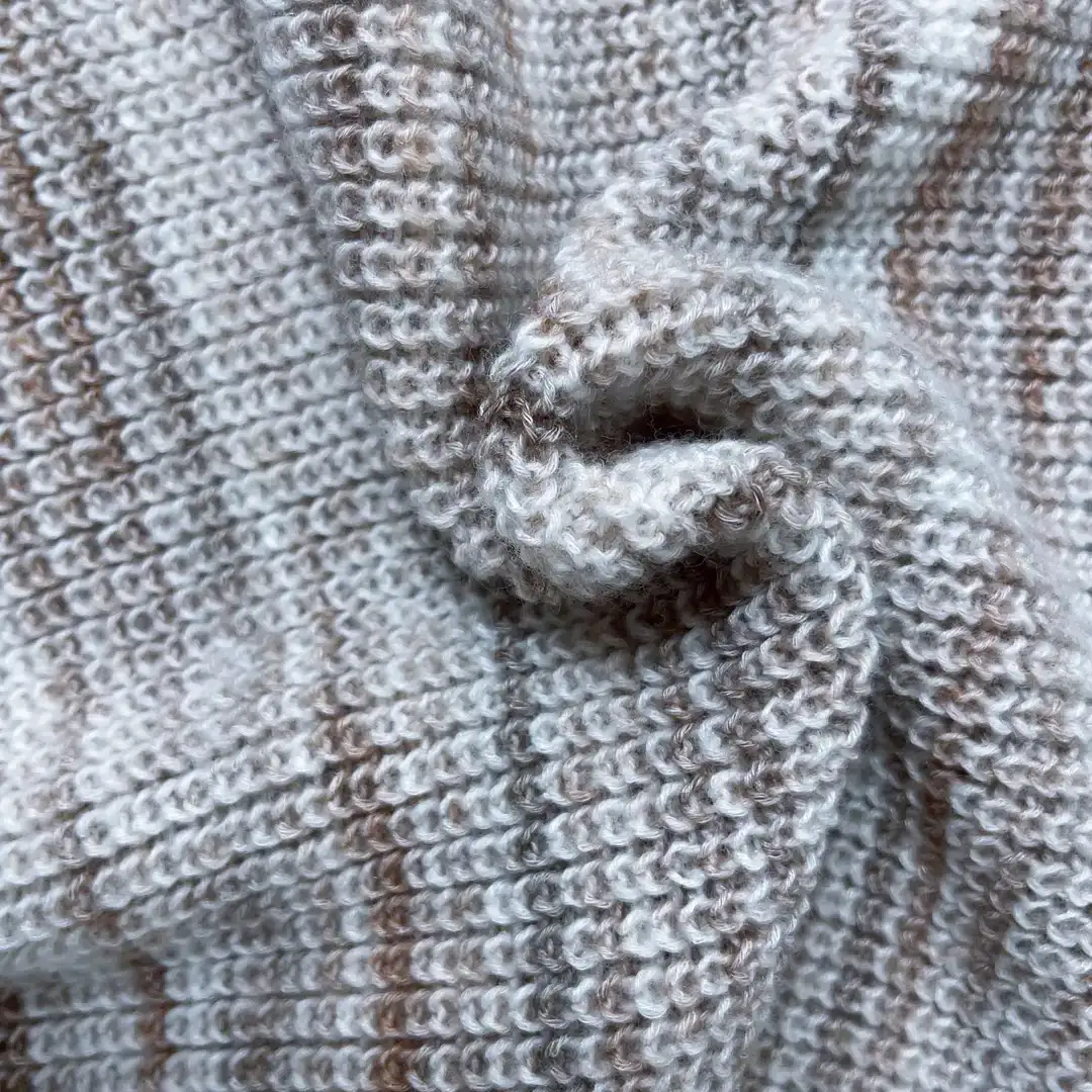 China Yarn for Shirt Long Sleeve Button (Sweater),Round Neck Pullover (Sweater),Dresses (Pullover) (Sweater),Single Button Cardigan (Sweater Raw Air Spun Yarn Raw Yarn Acrylic Polyester Nylon Wool R239 color buy from China wholesaler bulk order at wholesale price free worldwide shipping Alibaba