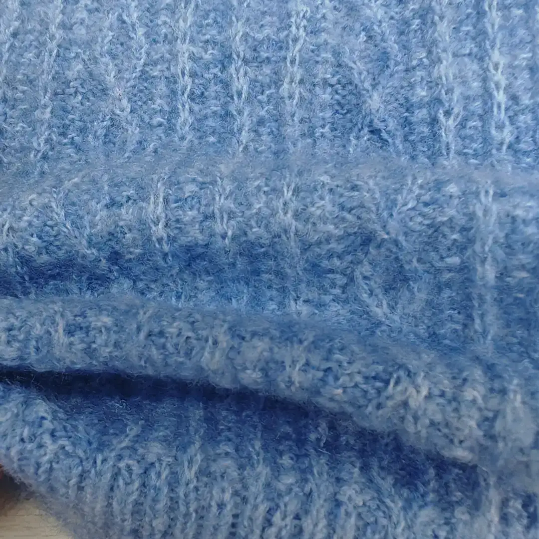 China Yarn for Crop Top,Hoodie,Open Cardigan (Sweater) Mossy Yarn Fancy Yarn Recycled Polyester Polyester Spandex Blue color buy from China wholesaler bulk order at wholesale price free worldwide shipping Alibaba