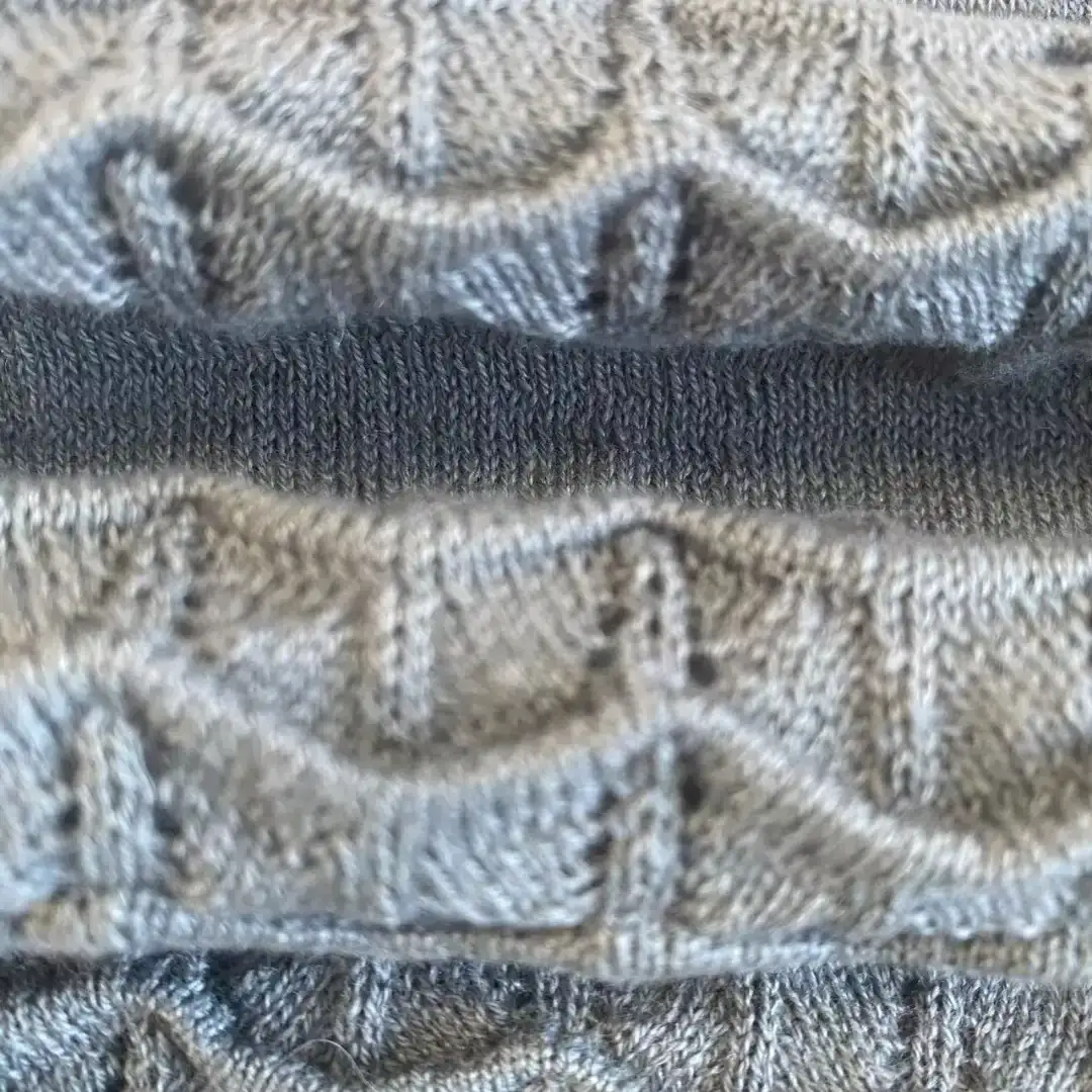 China Yarn for Open Cardigan (Sweater) Semi-Worsted Spun Regular Yarn Cotton Polyester CELADON color buy from China wholesaler bulk order at wholesale price free worldwide shipping Alibaba
