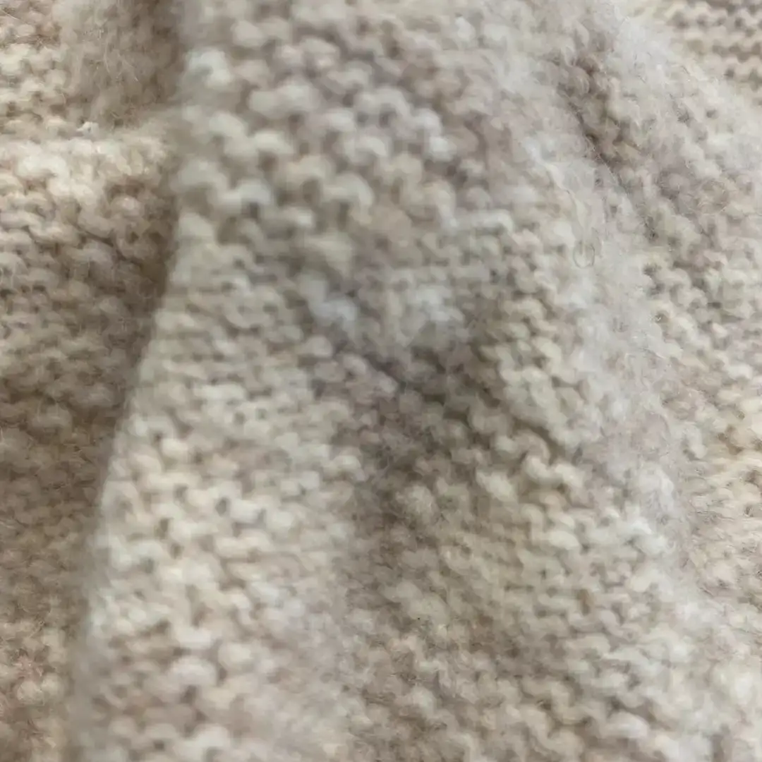 China Yarn for Open Cardigan (Sweater) Air Spun Yarn Fancy Yarn Recycled Polyester Polyester Acrylic Wool ECRU color buy from China wholesaler bulk order at wholesale price free worldwide shipping Alibaba