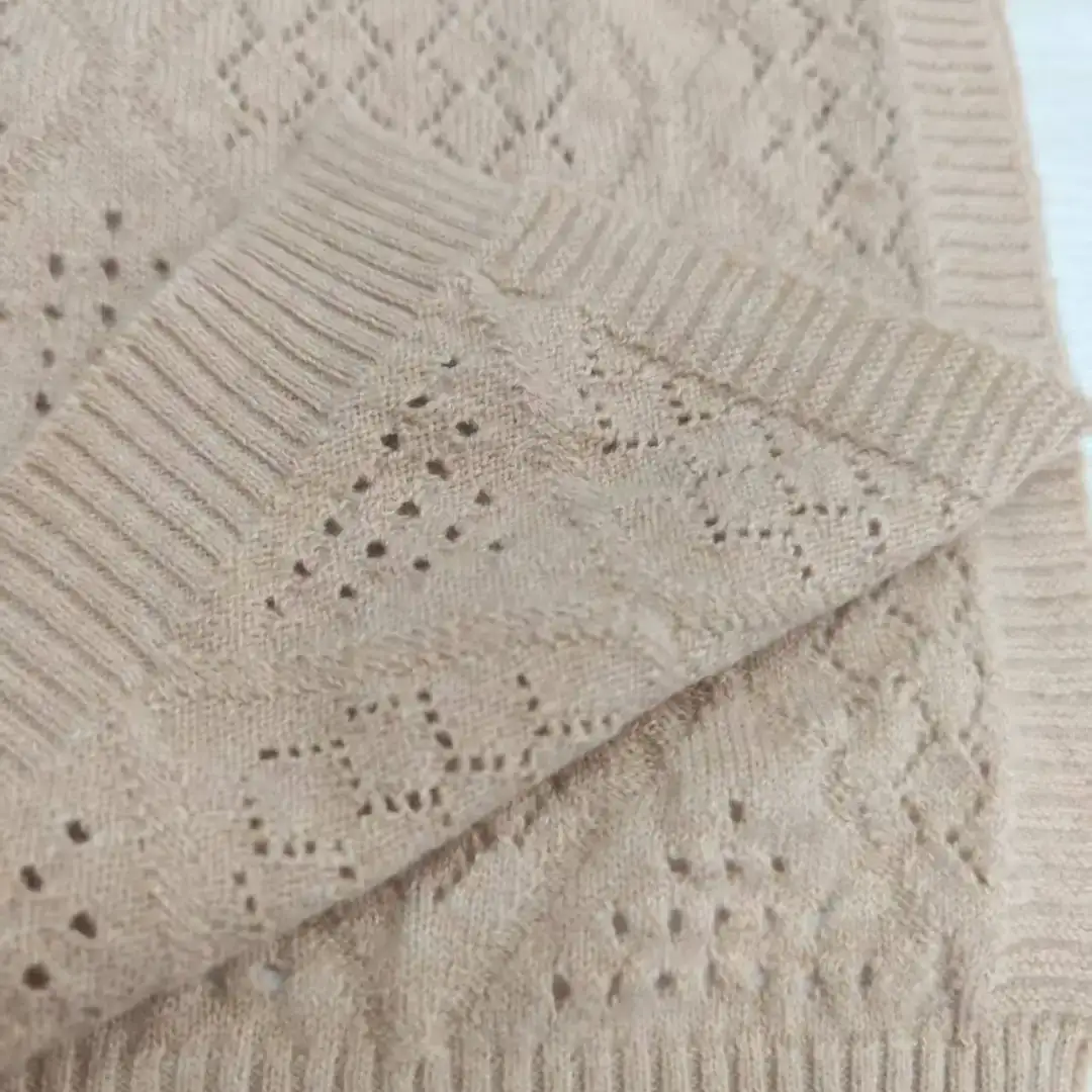 China Yarn for Crop Top,Full-Zipper Cardigan (Sweater),Half-Zipper Cardigan (Sweater) Core Spun Yarn Regular Yarn Recycled Polyester Recycled Nylon PBT Brown,Off white color buy from China wholesaler bulk order at wholesale price free worldwide shipping Alibaba