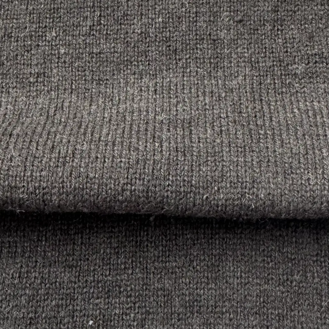 China Yarn for Ladies Vest (Sweater),Men’s Vest (Sweater),Half-Zipper Cardigan (Sweater),T-shirt (Sweater),Skirt (Sweater) Woollen Spun Regular Yarn Wool Nylon Olive Drab color buy from China wholesaler bulk order at wholesale price free worldwide shipping Alibaba