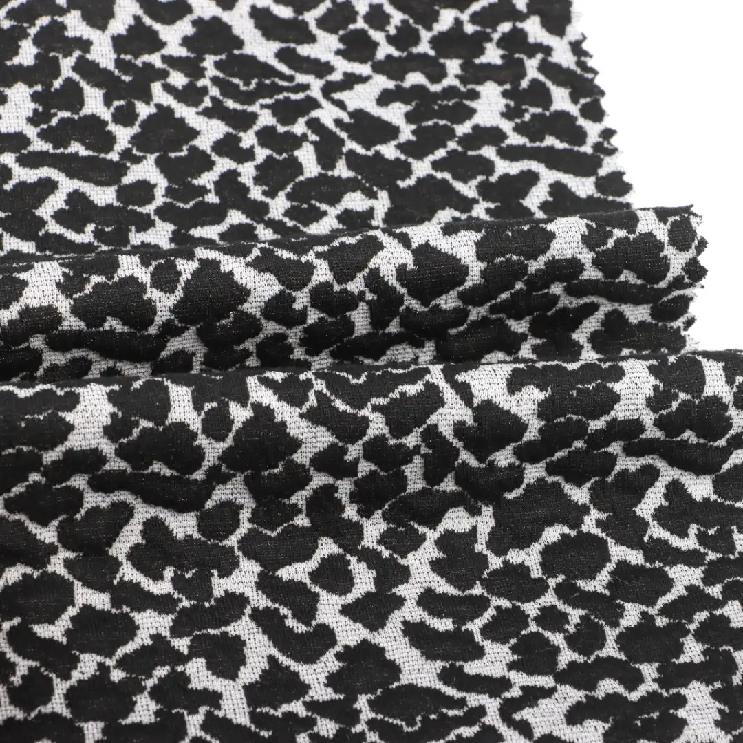 China Fabric for Blouse,Skirt Weft Jacquard Knit Fabric Polyester Spandex Black and White color buy from China wholesaler bulk order at wholesale price free worldwide shipping Alibaba