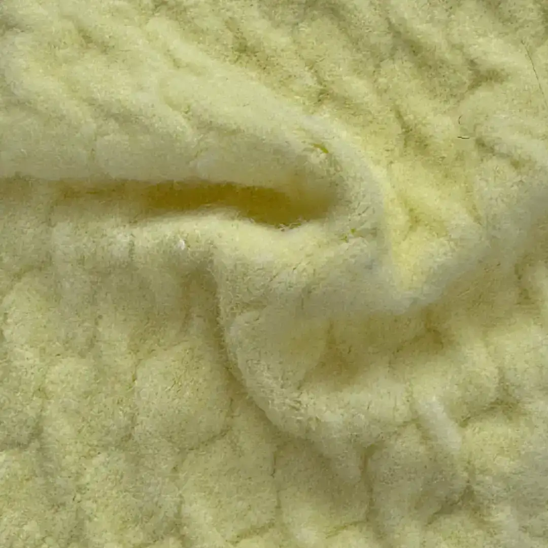 China Yarn for Ladies Vest (Sweater),Men’s Vest (Sweater),Open Cardigan (Sweater),Full-Zipper Cardigan (Sweater),Women's Pants (Sweater),Roll Neck Jumper (Sweater) Mossy Yarn Fancy Yarn Polyester Acrylic Nylon Wool Spandex yellow, blue color buy from China wholesaler bulk order at wholesale price free worldwide shipping Alibaba