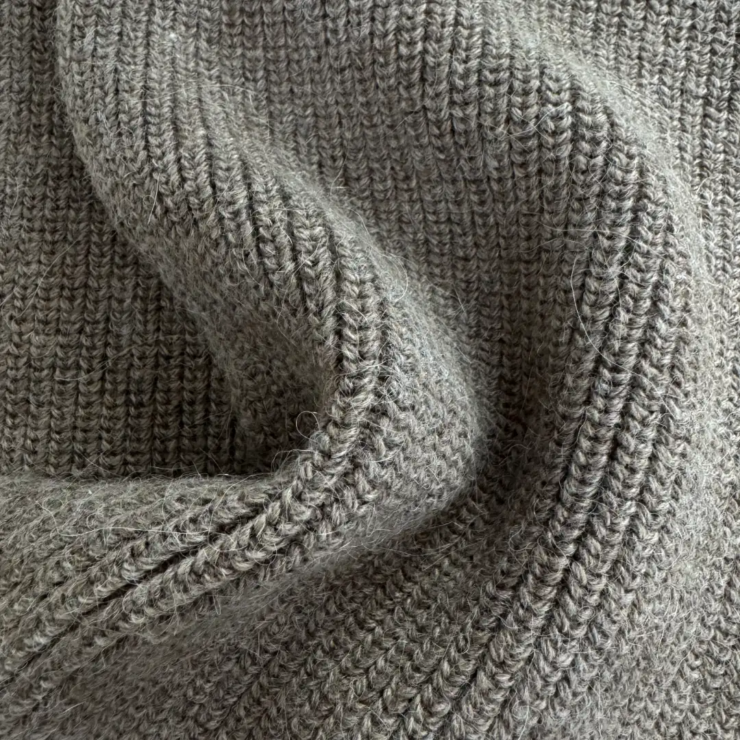 China Yarn for Ladies Vest (Sweater),Men’s Vest (Sweater),Open Cardigan (Sweater),Half-Zipper Cardigan (Sweater),Crew Neck Pullover (Sweater),U-Neck Cardigan (Sweater) Mossy Yarn Fancy Yarn Nylon Viscose Alpaca Wool Coffee color buy from China wholesaler bulk order at wholesale price free worldwide shipping Alibaba