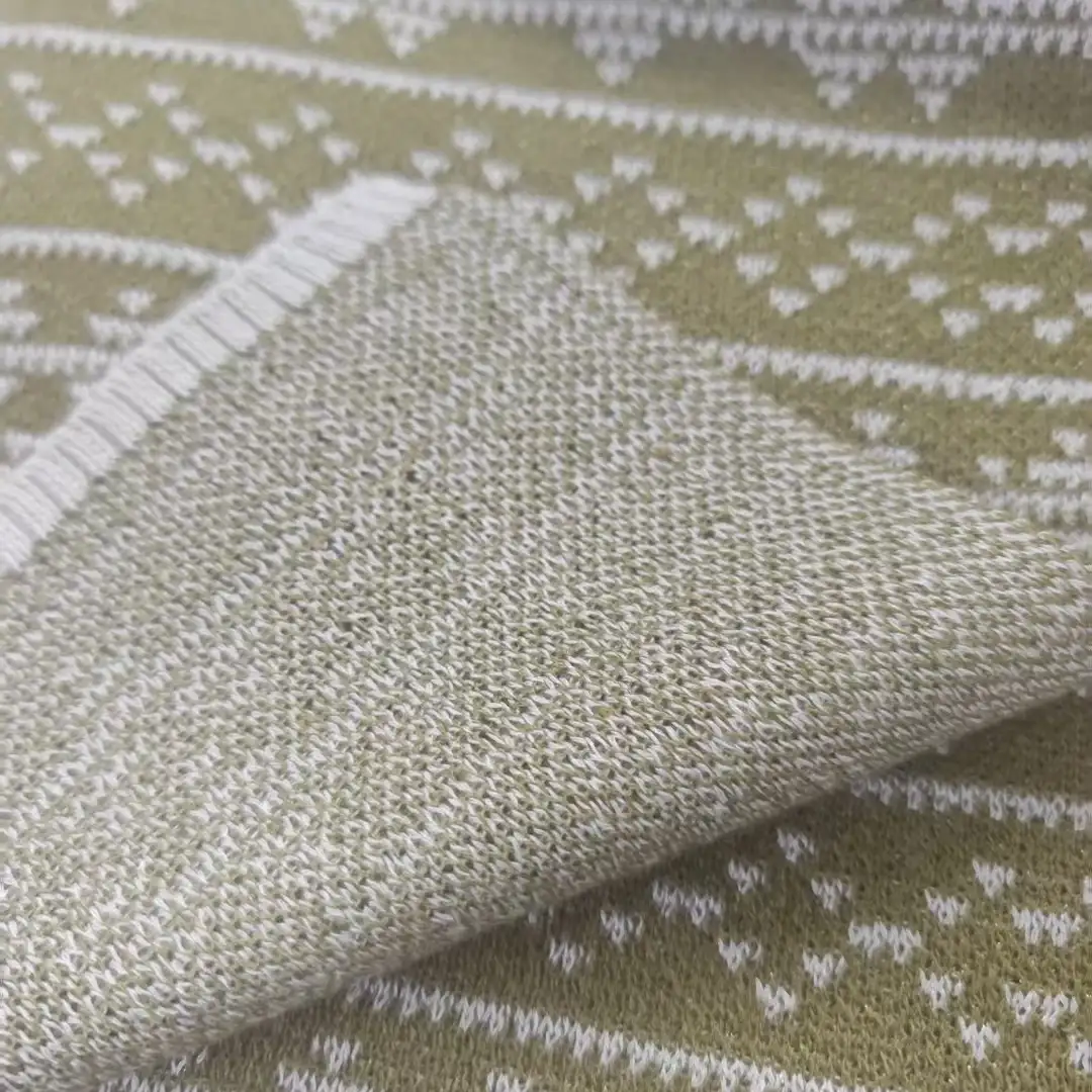 China Yarn for Half-Zipper Cardigan (Sweater),Shirt Long Sleeve Zipper (Sweater),T-shirt (Sweater),Polo T-shirt (Sweater),Hoodie  (Sweater) Worsted Spun Regular Yarn Polyester Viscose green color buy from China wholesaler bulk order at wholesale price free worldwide shipping Alibaba