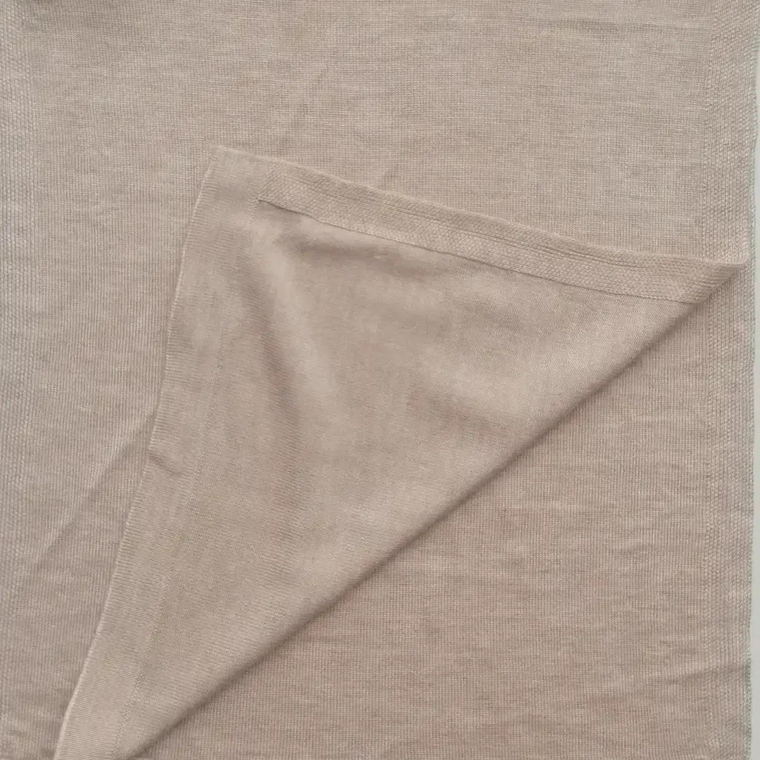 China Yarn for Crew Neck Pullover (Sweater),Polo T-shirt (Sweater),Kids Crew-Neck Cardigan (Sweater),Roll Neck Jumper (Sweater),U-Neck Cardigan (Sweater) Semi-Worsted Spun Regular Yarn Viscose Beige Mel color buy from China wholesaler bulk order at wholesale price free worldwide shipping Alibaba