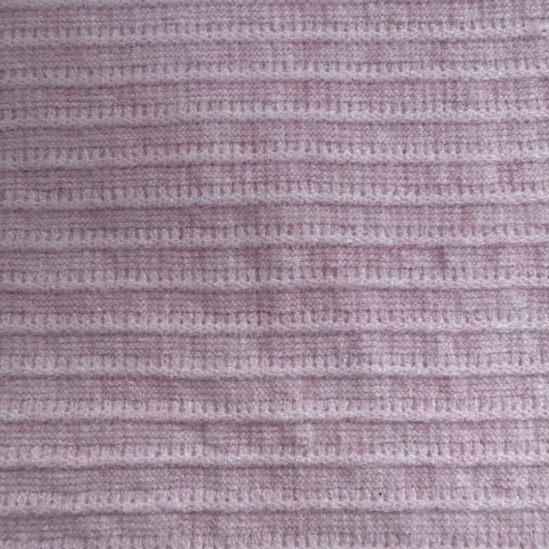 China Yarn for Open Cardigan (Sweater),Half-Zipper Cardigan (Sweater),Crop Top Pullover (Sweater),Polo T-shirt (Sweater),Tie-Front Top (Sweater) Core Spun Yarn Regular Yarn Polyester Nylon pink/Red color buy from China wholesaler bulk order at wholesale price free worldwide shipping Alibaba