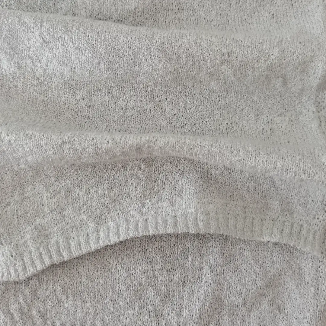 China Yarn for Men’s Vest (Sweater),Round Neck Pullover (Sweater),Crew Neck Pullover (Sweater),Kids Crew-Neck Cardigan (Sweater) Boucle Yarn Fancy Yarn Nylon Recycled Polyester Acrylic Cotton Grey color buy from China wholesaler bulk order at wholesale price free worldwide shipping Alibaba