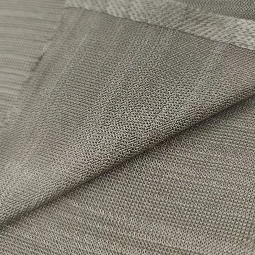 China Yarn for T-shirt (Sweater),Polo T-shirt (Sweater),Skirt (Sweater) Worsted Spun Regular Yarn Recycled Viscose khaki-green,dark blue color buy from China wholesaler bulk order at wholesale price free worldwide shipping Alibaba