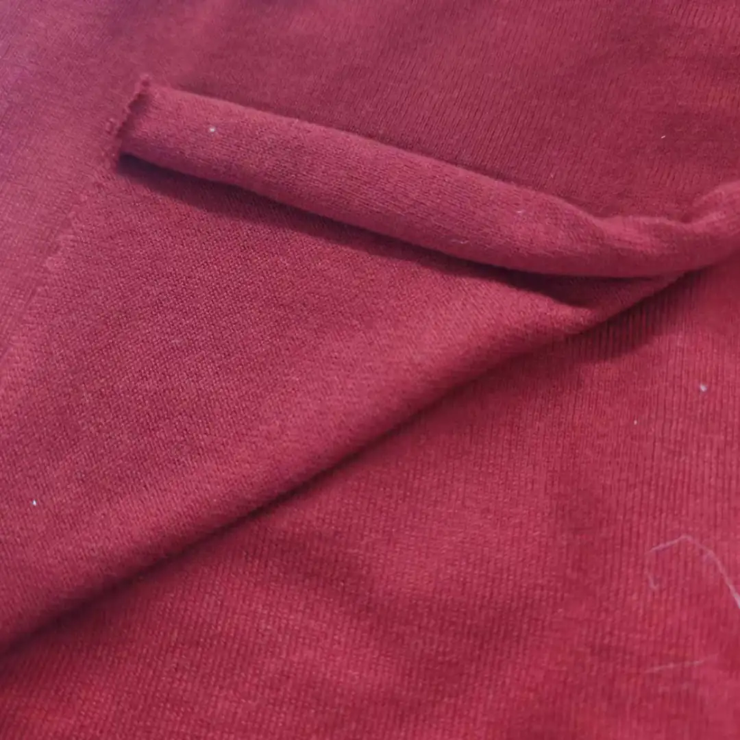 China Yarn for T-shirt (Sweater),Polo T-shirt (Sweater),Hoodie  (Sweater) Semi-Worsted Spun Regular Yarn Wool Acrylic Nylon Polyester PTT white，Red color buy from China wholesaler bulk order at wholesale price free worldwide shipping Alibaba