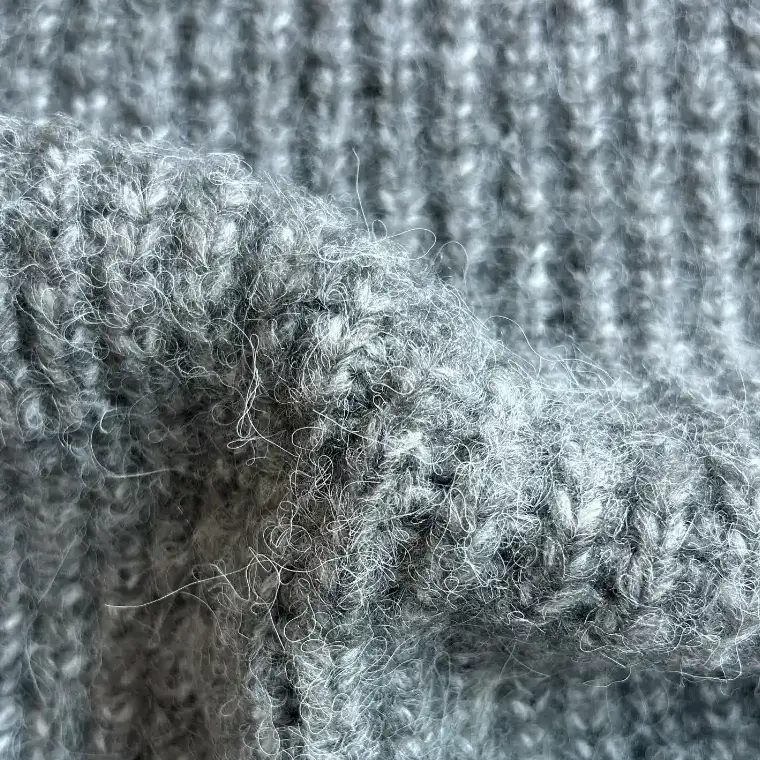 China Yarn for Ladies Vest (Sweater),Men’s Vest (Sweater),Mens V-Neck Jumper (Sweater) Air Spun Yarn Fancy Yarn Acrylic Nylon Merino Wool Alpaca 灰 color buy from China wholesaler bulk order at wholesale price free worldwide shipping Alibaba