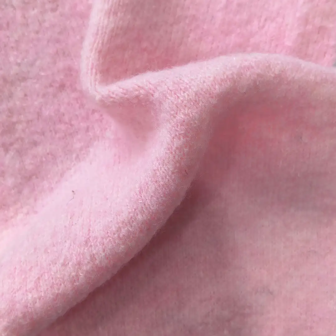 China Yarn for Ladies Vest (Sweater),Full-Zipper Cardigan (Sweater),Half-Zipper Cardigan (Sweater),Knitted Jacket (Sweater),Round Neck Pullover (Sweater) Mossy Yarn Fancy Yarn Wool Polyester Spandex 粉色 color buy from China wholesaler bulk order at wholesale price free worldwide shipping Alibaba