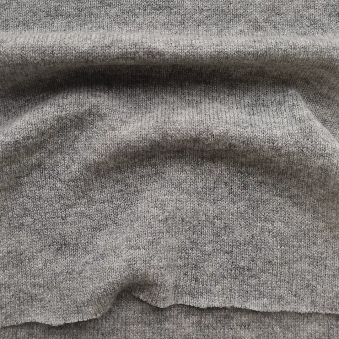 China Yarn for Ladies Vest (Sweater),Open Cardigan (Sweater),Full-Zipper Cardigan (Sweater),Knitted Jacket (Sweater),Round Neck Pullover (Sweater),Crew Neck Pullover (Sweater) Woollen Spun Regular Yarn Lambswool Grey Mel color buy from China wholesaler bulk order at wholesale price free worldwide shipping Alibaba