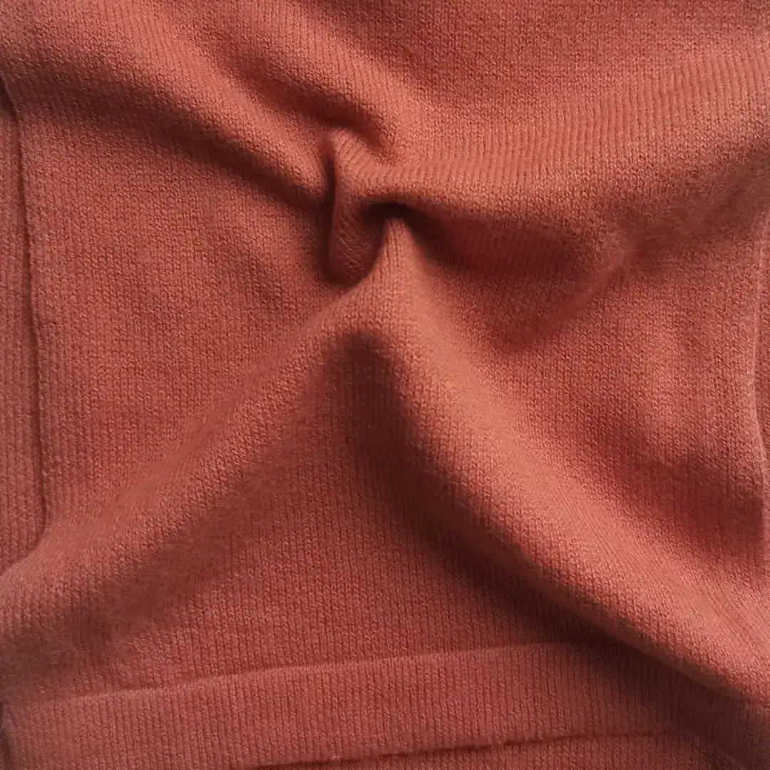 China Yarn for Ladies Vest (Sweater),Men’s Vest (Sweater),Full-Zipper Cardigan (Sweater),Knitted Jacket (Sweater) Worsted Spun Regular Yarn Cotton RWS Wool Brown color buy from China wholesaler bulk order at wholesale price free worldwide shipping Alibaba