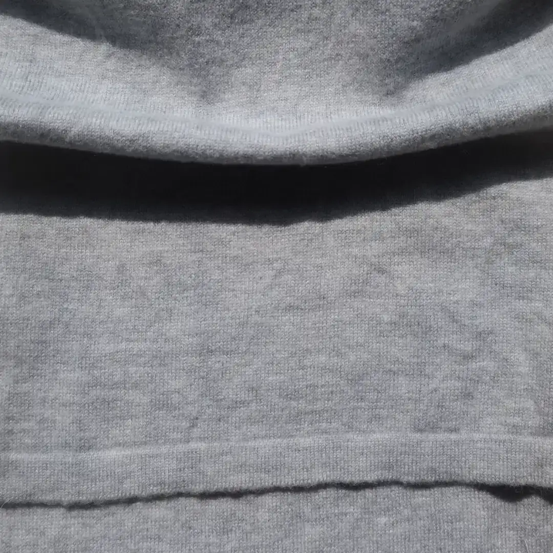 China Yarn for Ladies Vest (Sweater),Men’s Vest (Sweater),Knitted Jacket (Sweater),Round Neck Pullover (Sweater),Crew Neck Pullover (Sweater),Kids Crew-Neck Cardigan (Sweater),Roll Neck Jumper (Sweater) Worsted Spun Regular Yarn RWS Wool Recycled Nylon Grey Mel/Dark Grey color buy from China wholesaler bulk order at wholesale price free worldwide shipping Alibaba