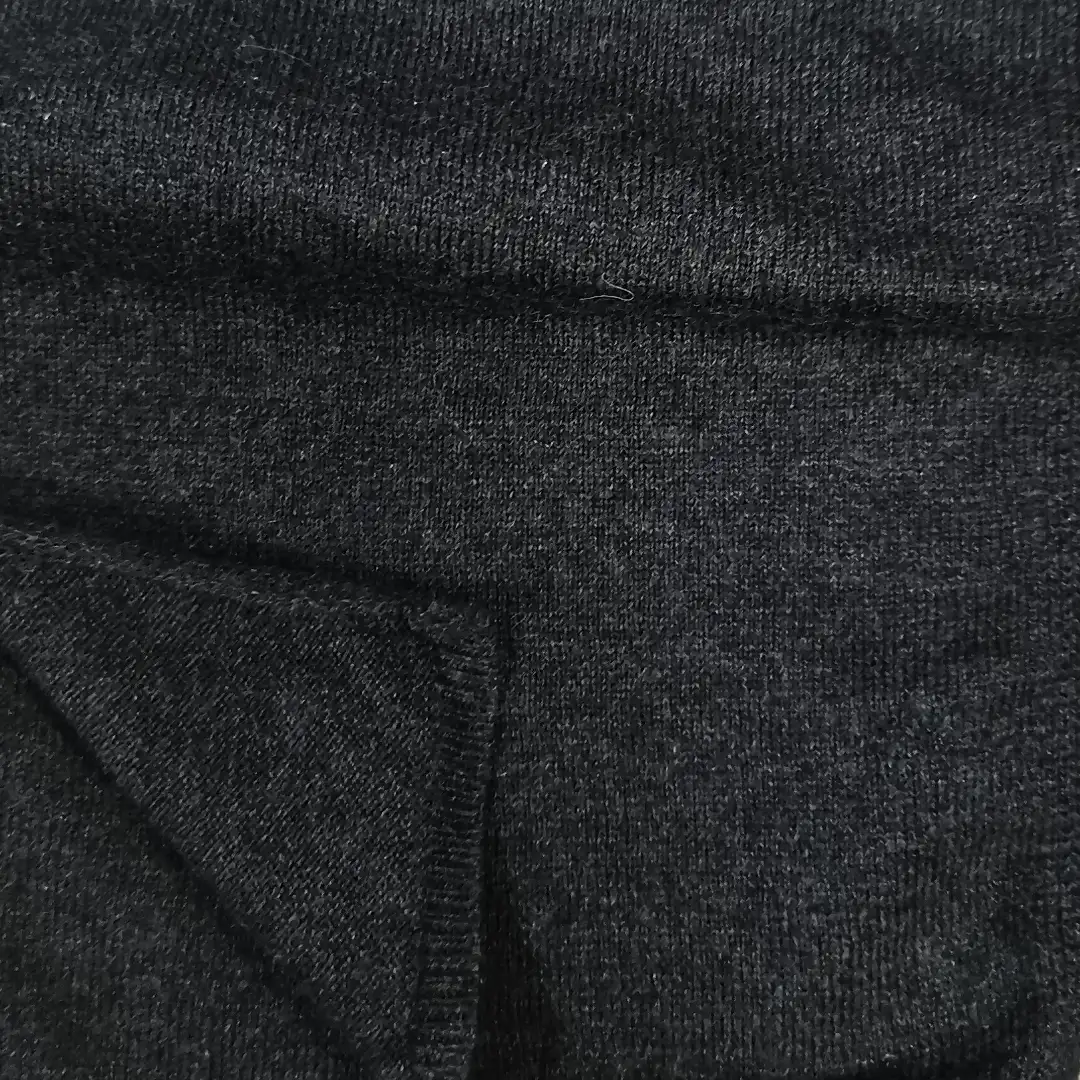 China Yarn for Ladies Vest (Sweater),Men’s Vest (Sweater),Round Neck Pullover (Sweater),Crew Neck Pullover (Sweater),Kids Crew-Neck Cardigan (Sweater),Roll Neck Jumper (Sweater),Kids V-Neck Cardigan (Sweater) Ring Spun Regular Yarn Cotton Cashmere Black color buy from China wholesaler bulk order at wholesale price free worldwide shipping Alibaba