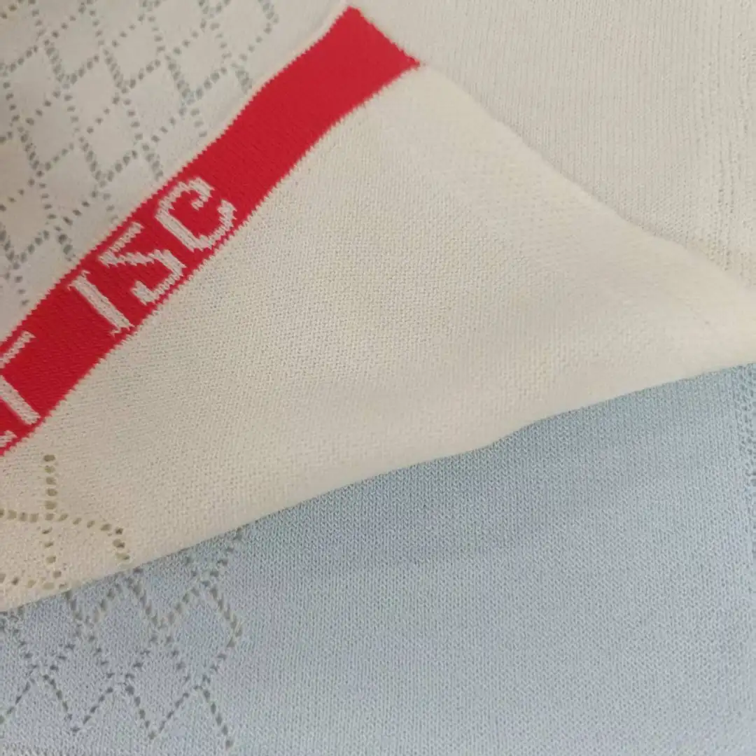 China Yarn for Crop Top Pullover (Sweater),T-shirt (Sweater),Polo T-shirt (Sweater),Hoodie  (Sweater) Worsted Spun Regular Yarn Recycled Polyester Viscose white，blue color buy from China wholesaler bulk order at wholesale price free worldwide shipping Alibaba