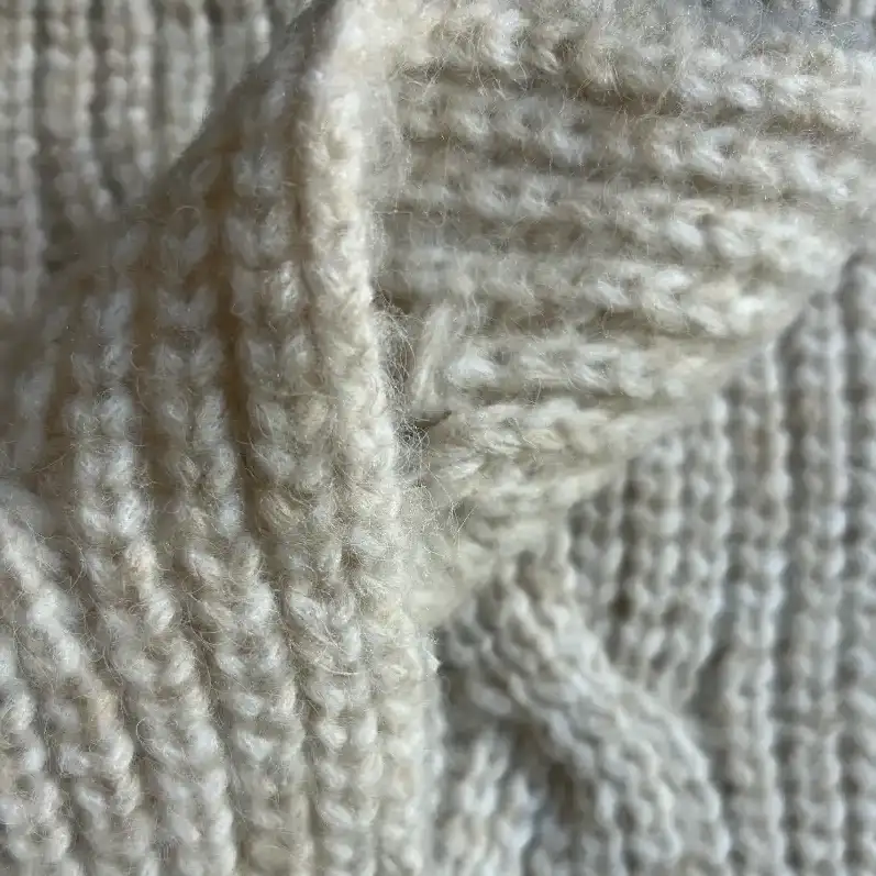 China Yarn for Ladies Vest (Sweater),Open Cardigan (Sweater),Round Neck Pullover (Sweater),Women's Pants (Sweater),Womens Crew-Neck Layer Top Air Spun Yarn Fancy Yarn Recycled Polyester Merino Wool Acrylic Nylon Spun Silk 米色 color buy from China wholesaler bulk order at wholesale price free worldwide shipping Alibaba