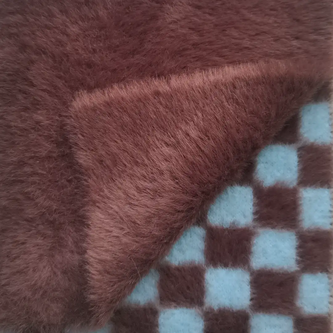China Yarn for Ladies Vest (Sweater),Men’s Vest (Sweater),Open Cardigan (Sweater),Full-Zipper Cardigan (Sweater),Half-Zipper Cardigan (Sweater),Crew Neck Pullover (Sweater) Cat Feather Yarn Fancy Yarn Nylon Brown/Colorful color buy from China wholesaler bulk order at wholesale price free worldwide shipping Alibaba