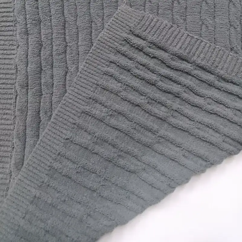China Yarn  Cat Feather Yarn Fancy Yarn Polyester 蓝色 color buy from China wholesaler bulk order at wholesale price free worldwide shipping Alibaba