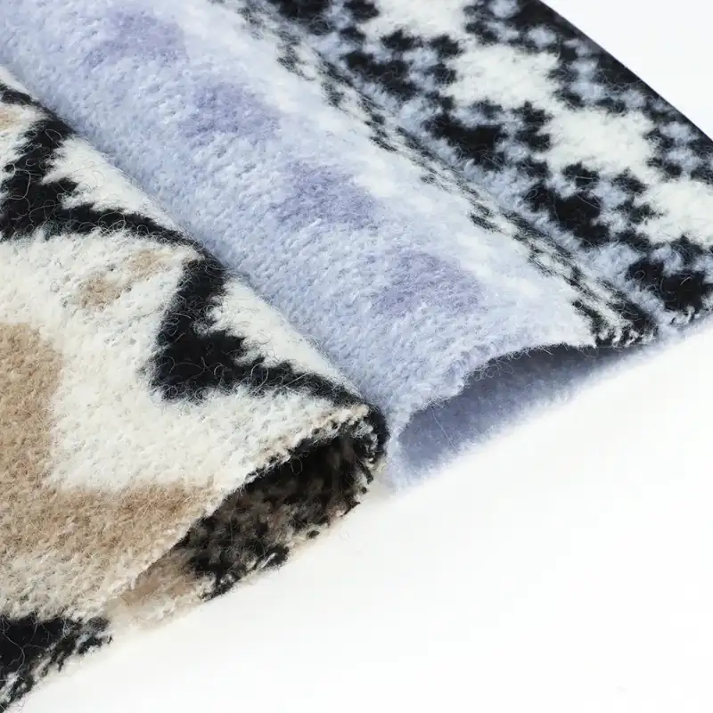 China Yarn for Half-Zipper Cardigan (Sweater),Knitted Jacket (Sweater),Knitted Trousers (Sweater) Mossy Yarn Fancy Yarn Polyester Wool Nylon Alpaca Elastane white，blue，black color buy from China wholesaler bulk order at wholesale price free worldwide shipping Alibaba