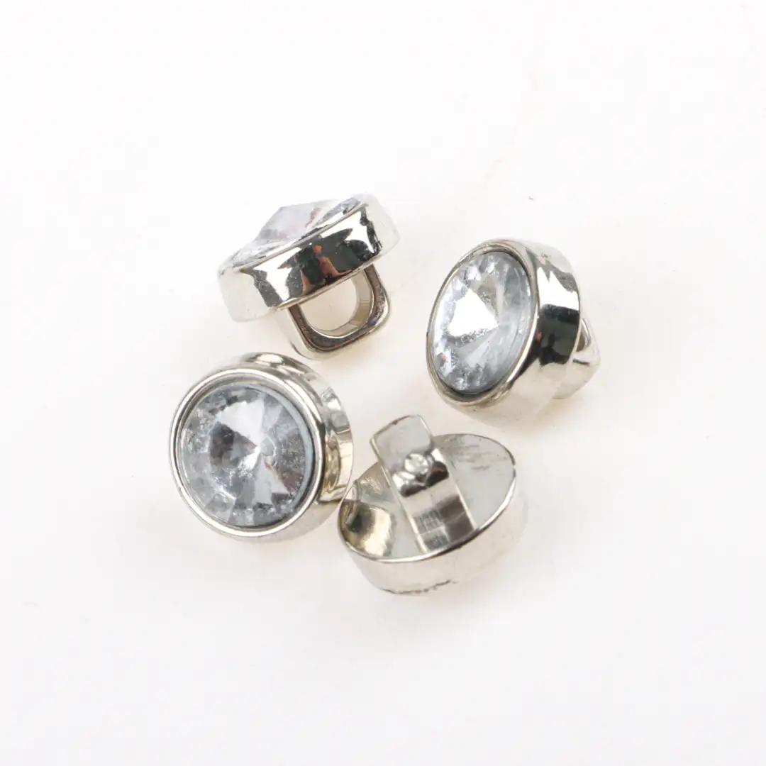 Silver 1 holes Plastic Button for T-Shirt,Polo Shirt buy garments accessories in bulk from China wholesaler at wholesale price free worldwide shipping Alibaba