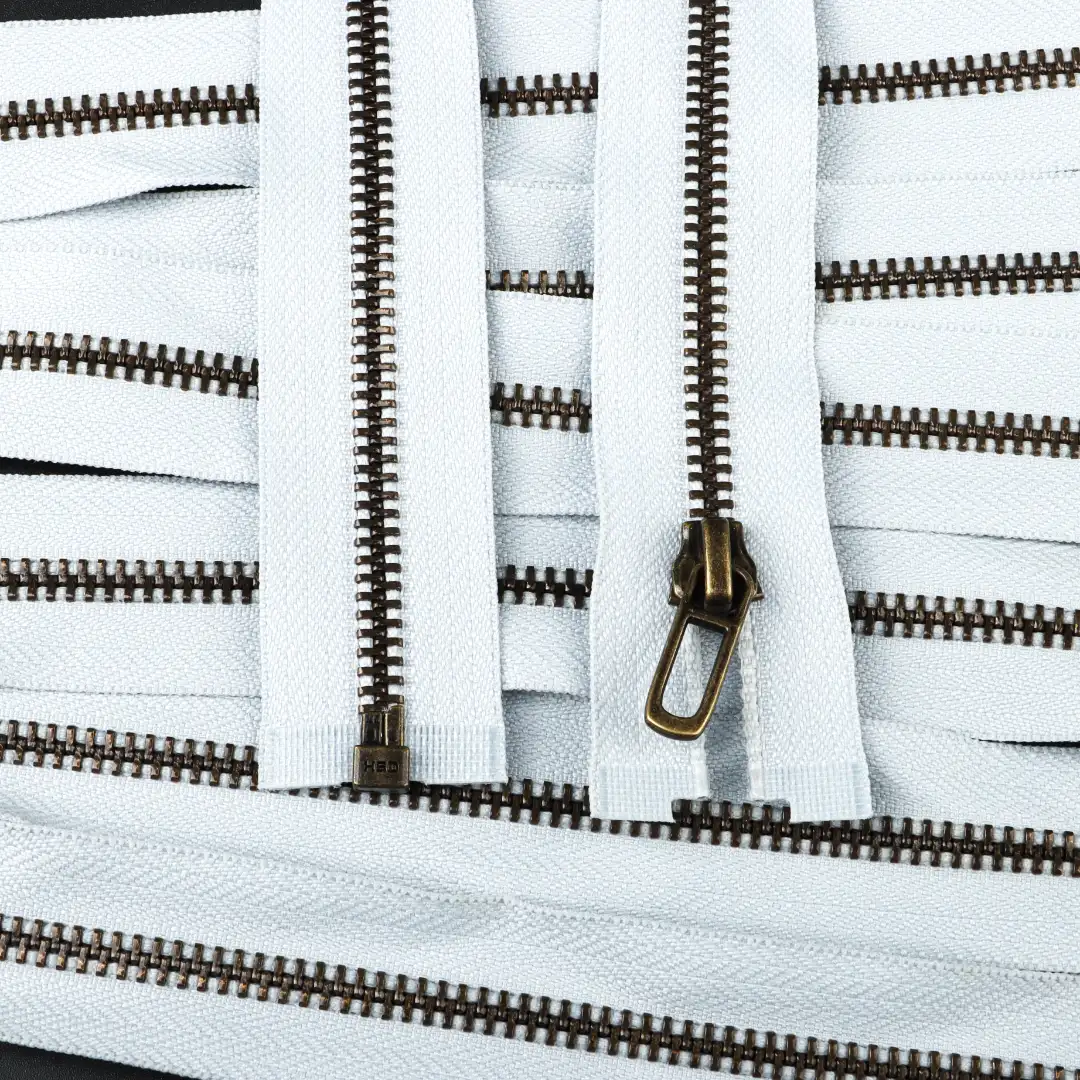 Green Open Metal Zippers Zipper for Overcoat buy garments accessories in bulk from China wholesaler at wholesale price free worldwide shipping Alibaba