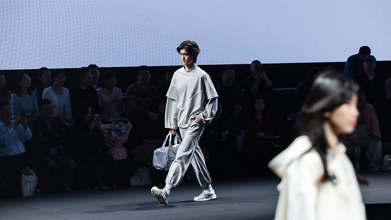 Threadify launched new product design at 2026AW Keqiao Fashion Week with beige theme color