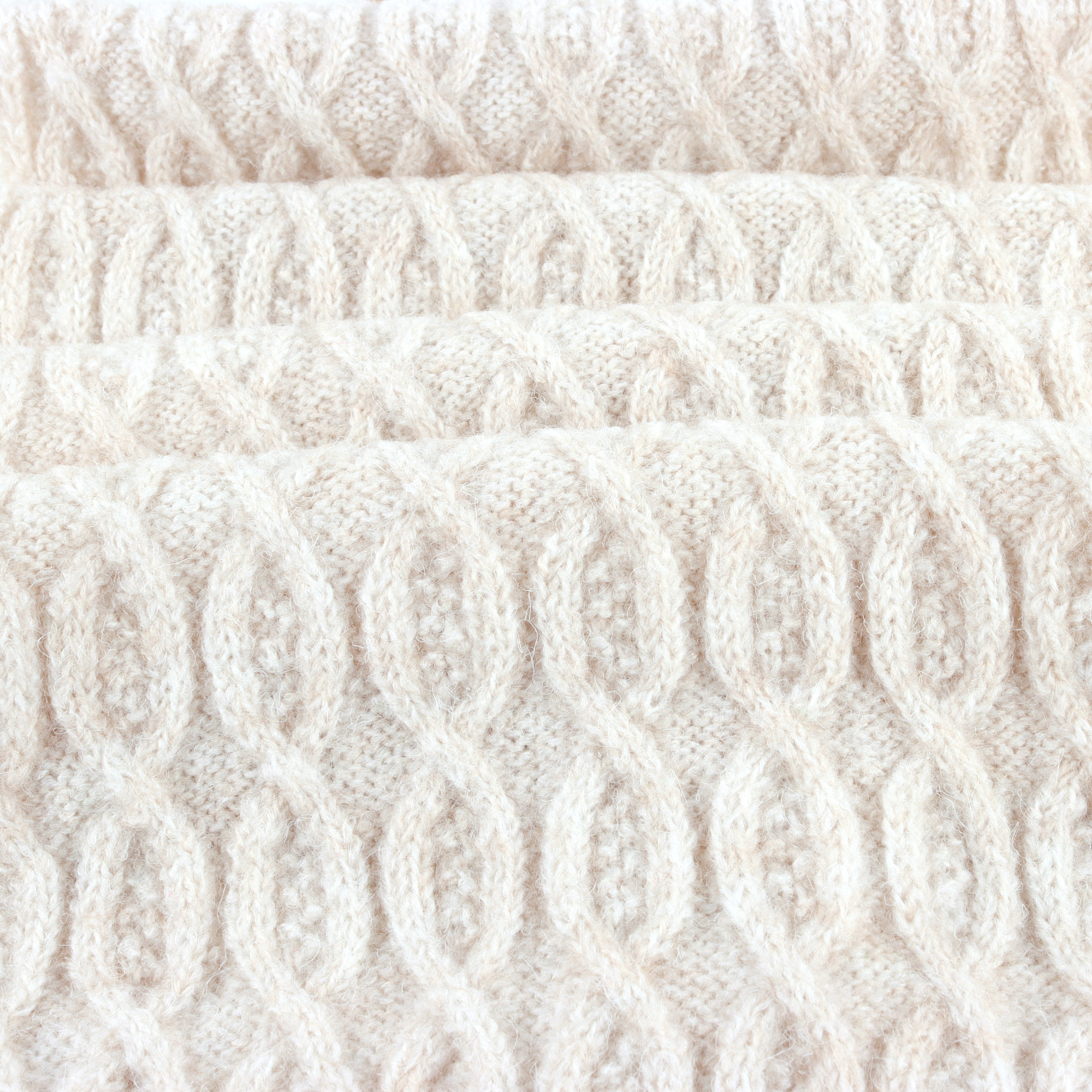 China Yarn for Dresses (Cardigan Open) (Sweater),Crop Top Pullover (Sweater) Mossy Yarn Fancy Yarn Recycled Polyester Polyester Acrylic Wool Spandex Begie color buy from China wholesaler bulk order at wholesale price free worldwide shipping Alibaba