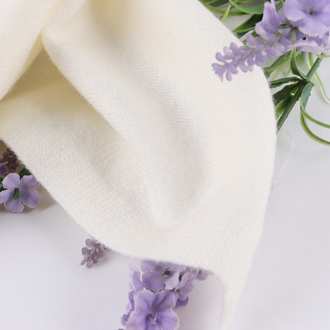 China Yarn for Crop Top Pullover (Sweater),Dresses (Cardigan Open) (Sweater) Core Spun Yarn Regular Yarn Viscose Nylon Polyester White color buy from China wholesaler bulk order at wholesale price free worldwide shipping Alibaba