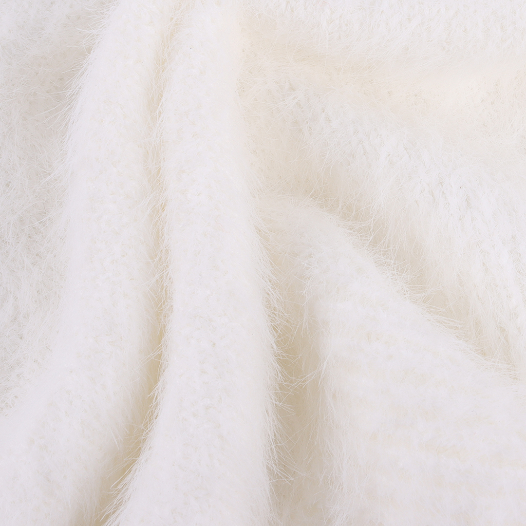 China Yarn for Crop Top Pullover (Sweater),Dresses (Cardigan Open) (Sweater) Cat Feather Yarn Fancy Yarn Recycled Nylon Nylon White color buy from China wholesaler bulk order at wholesale price free worldwide shipping Alibaba