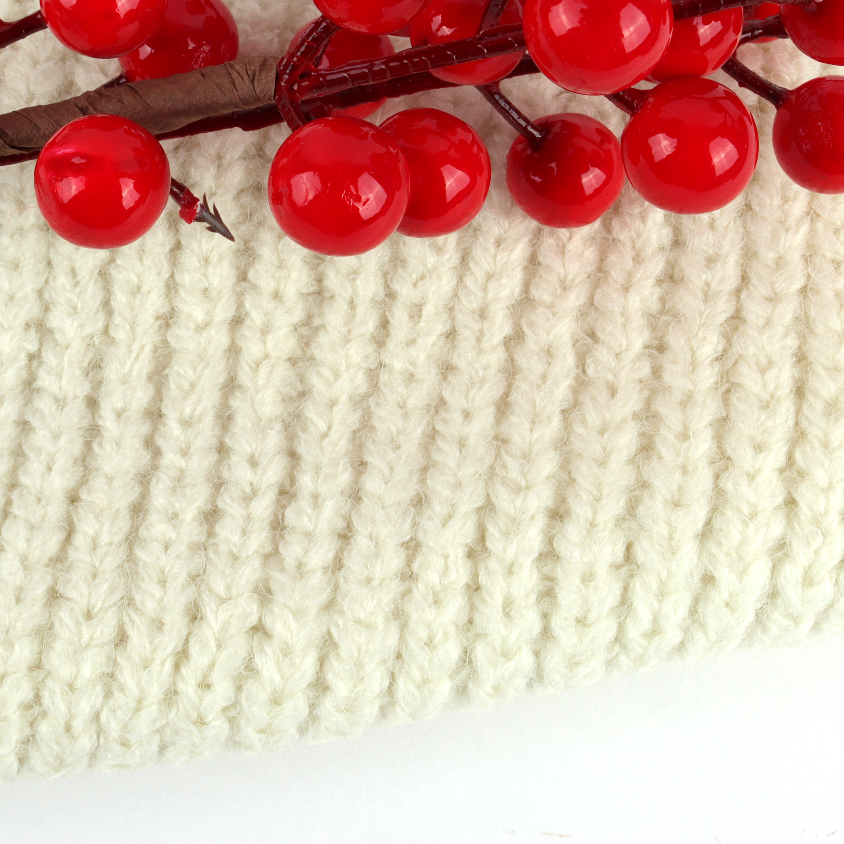 China Yarn for Dresses (Cardigan Open) (Sweater),Crop Top Pullover (Sweater) Roving Yarn Fancy Yarn Acrylic Nylon Polyester White color buy from China wholesaler bulk order at wholesale price free worldwide shipping Alibaba