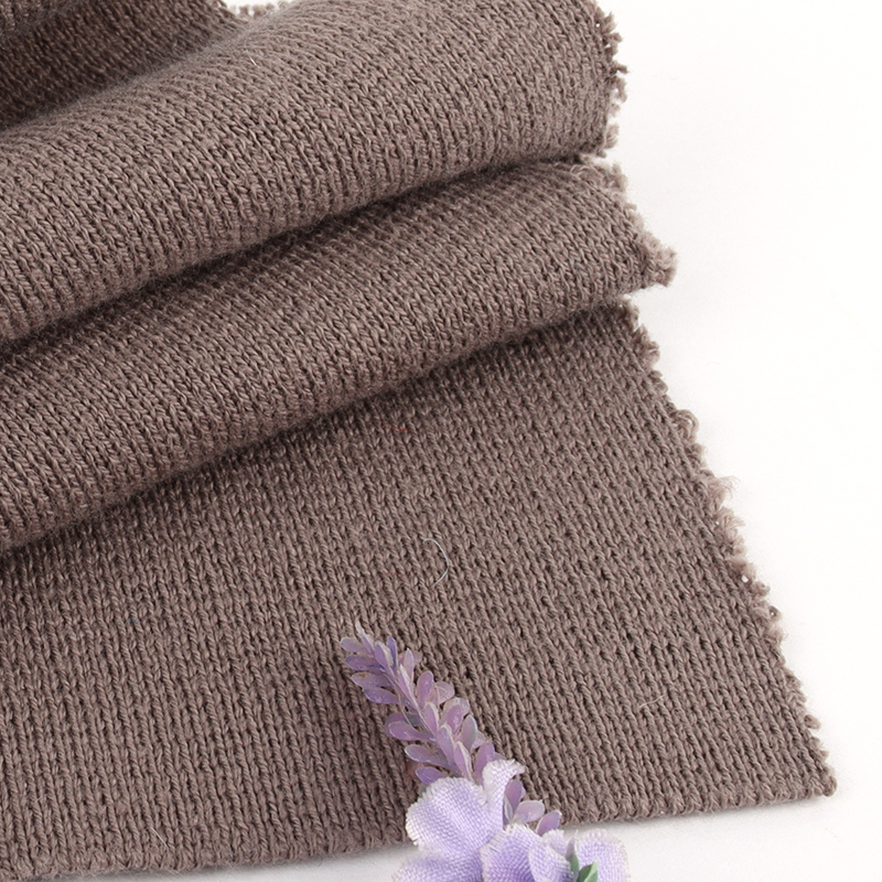 China Yarn for Ladies Vest (Sweater),Dresses (Cardigan Button) (Sweater) Ring Spun Regular Yarn Cotton Recycled Polyester Taupe color buy from China wholesaler bulk order at wholesale price free worldwide shipping Alibaba