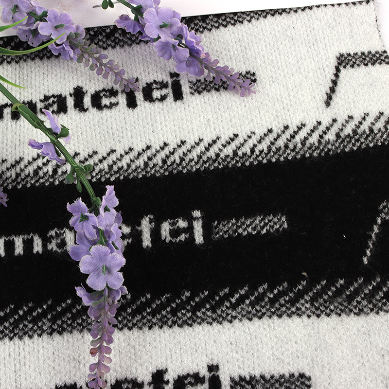 China Yarn for Ladies Vest (Sweater),Crop Top Pullover (Sweater),Dresses (Cardigan Button) (Sweater) Core Spun Yarn Regular Yarn Viscose PBT Nylon Stripe Color color buy from China wholesaler bulk order at wholesale price free worldwide shipping Alibaba