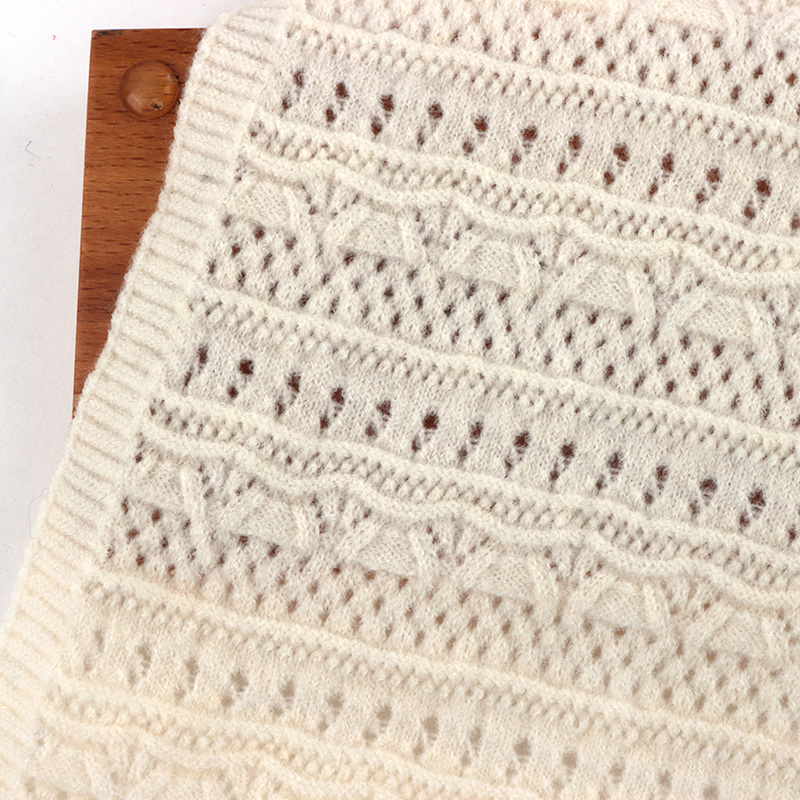 China Yarn for Dresses (Cardigan Open) (Sweater),Crop Top Pullover (Sweater) Semi-Worsted Spun Regular Yarn Viscose Polyester Wool Off White color buy from China wholesaler bulk order at wholesale price free worldwide shipping Alibaba