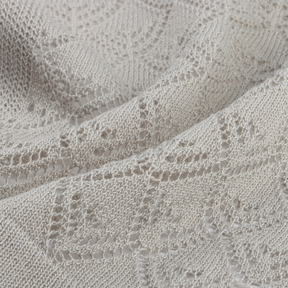 China Yarn for Knitted Jacket (Sweater),Hoodie  (Sweater),Half-Zipper Cardigan (Sweater) Woollen Spun Regular Yarn Viscose grey color buy from China wholesaler bulk order at wholesale price free worldwide shipping Alibaba