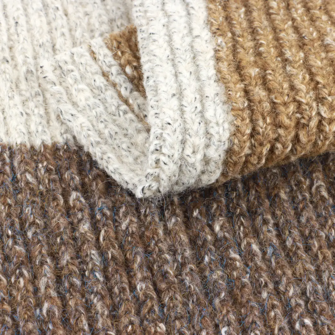 China Yarn for Ladies Vest (Sweater),Dresses (Cardigan Button) (Sweater) Mossy Yarn Fancy Yarn Polyester Recycled Polyester Acrylic Cotton Wool Spandex grey/brown color buy from China wholesaler bulk order at wholesale price free worldwide shipping Alibaba