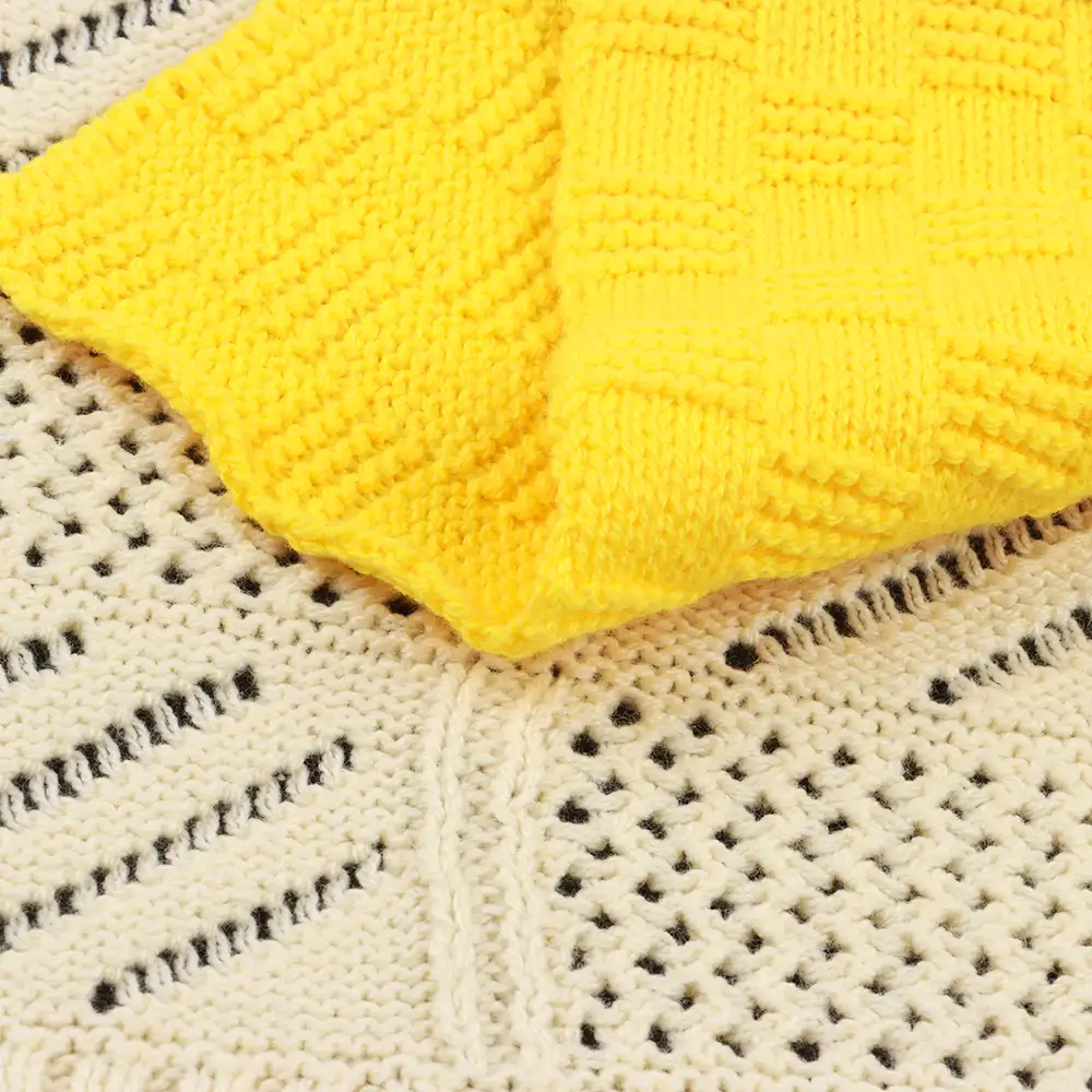 China Yarn for Open Cardigan (Sweater),Hoodie  (Sweater),Round Neck Pullover (Sweater) Ring Spun Regular Yarn Acrylic Cotton BEIGE+YELLOW color buy from China wholesaler bulk order at wholesale price free worldwide shipping Alibaba