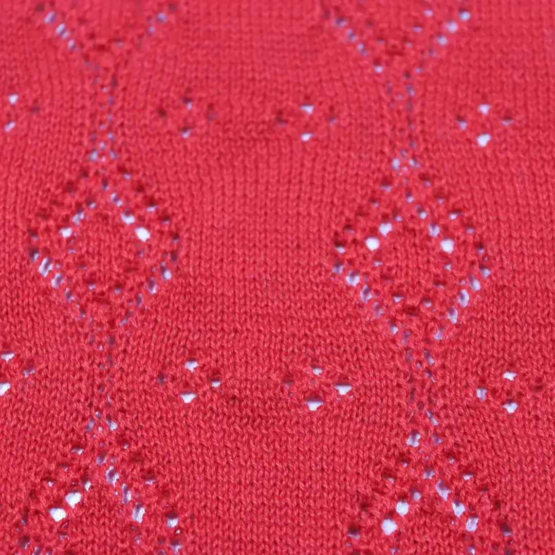 China Yarn for Ladies Vest (Sweater),Round Neck Pullover (Sweater),Crop Top Pullover (Sweater) Semi-Worsted Spun Regular Yarn Cotton Recycled Polyester Red color buy from China wholesaler bulk order at wholesale price free worldwide shipping Alibaba