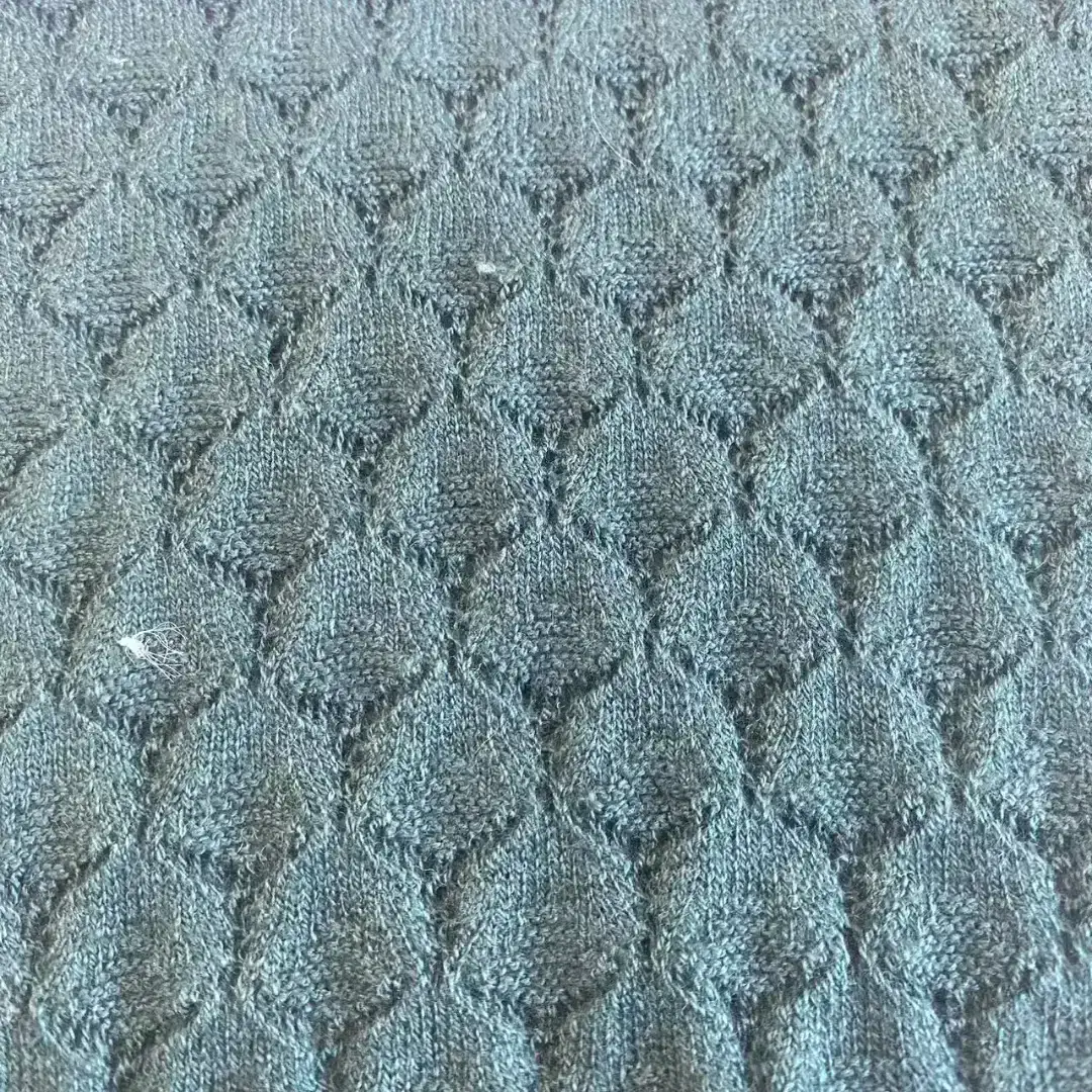 China Yarn for Ladies Vest (Sweater),Men’s Vest (Sweater),Half-Zipper Cardigan (Sweater),Round Neck Pullover (Sweater),Women's Pants (Sweater) Semi-Worsted Spun Regular Yarn Cotton Nylon Wool Green color buy from China wholesaler bulk order at wholesale price free worldwide shipping Alibaba