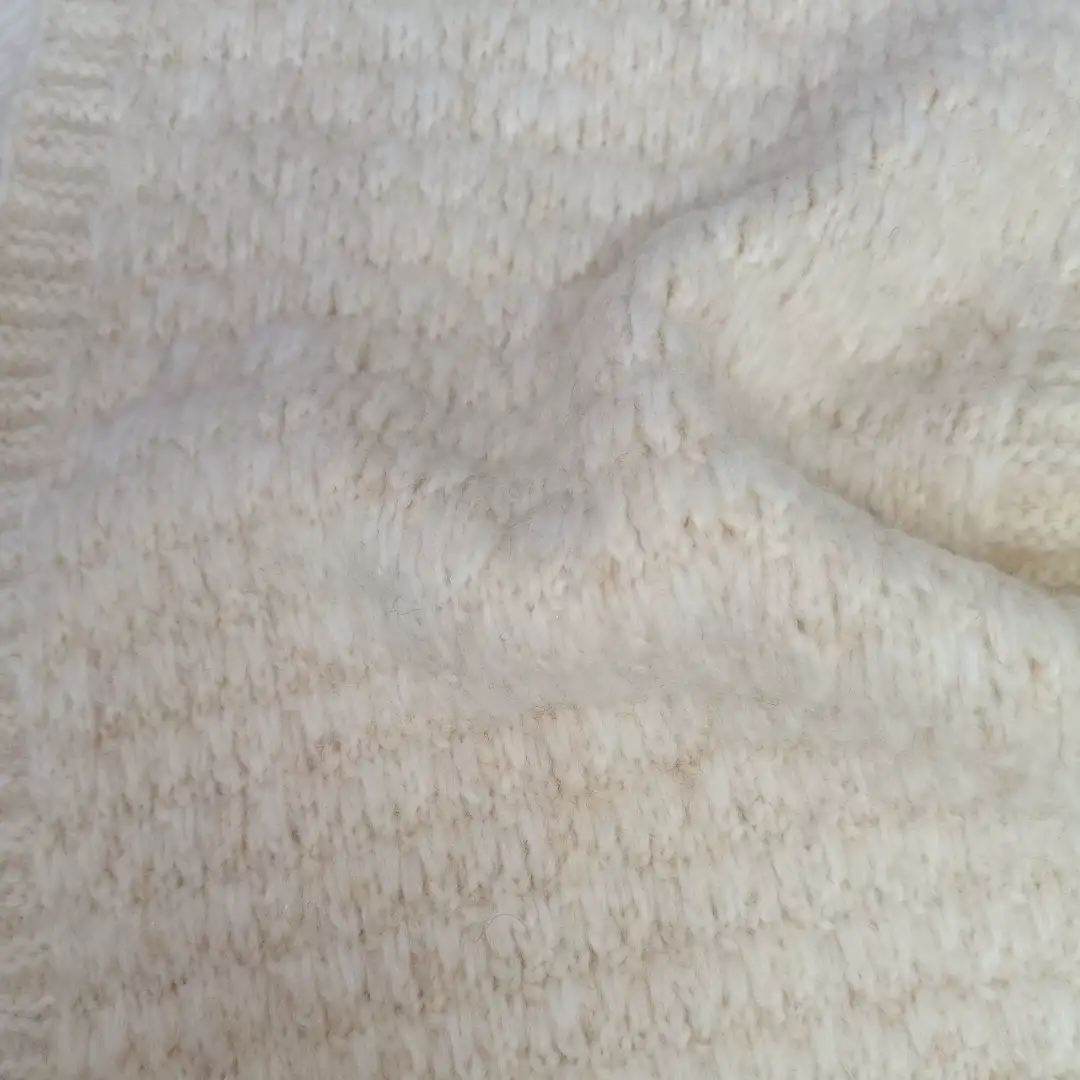 China Yarn for Open Cardigan (Sweater),Full-Zipper Cardigan (Sweater),Half-Zipper Cardigan (Sweater),Shirt Long Sleeve Button (Sweater) Air Spun Yarn Fancy Yarn Wool Polyester creamy white color buy from China wholesaler bulk order at wholesale price free worldwide shipping Alibaba