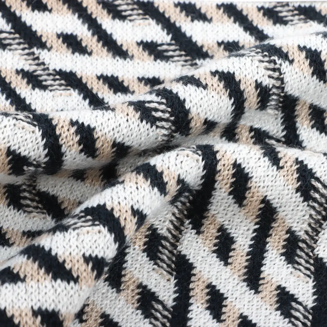 China Yarn for Ladies Vest (Sweater),Men’s Vest (Sweater),Open Cardigan (Sweater) Worsted Spun Regular Yarn Polyester Nylon Acrylic Wool green&white color buy from China wholesaler bulk order at wholesale price free worldwide shipping Alibaba
